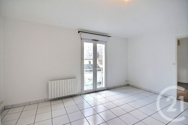 Appartement F2 &agrave; louer - 2 pi&egrave;ces - 36 m2 - Mont Pres Chambord - 41 - CENTRE