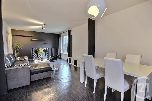 Appartement F2 &agrave; louer - 2 pi&egrave;ces - 65,70 m2 - Blois - 41 - CENTRE