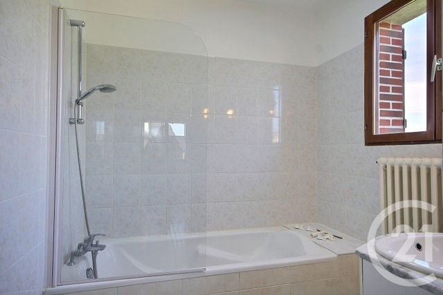 Maison &agrave; louer - 3 pi&egrave;ces - 100 m2 - Blois - 41 - CENTRE