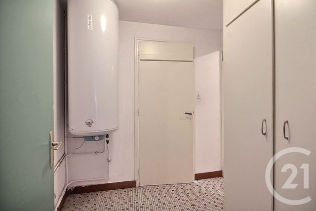 Maison &agrave; louer - 5 pi&egrave;ces - 121 m2 - Bracieux - 41 - CENTRE