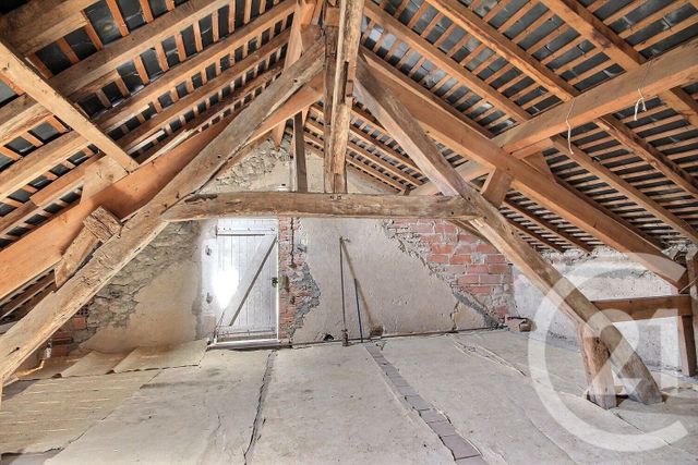 Maison &agrave; louer - 5 pi&egrave;ces - 121 m2 - Bracieux - 41 - CENTRE