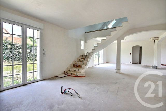 Maison &agrave; vendre - 7 pi&egrave;ces - 223 m2 - Bracieux - 41 - CENTRE