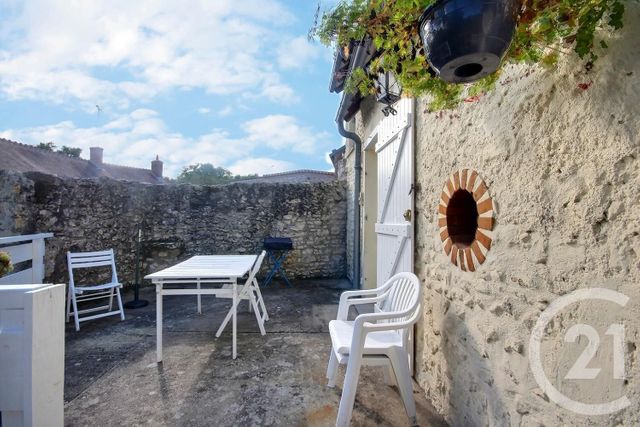 Maison &agrave; louer - 2 pi&egrave;ces - 75 m2 - St Denis Sur Loire - 41 - CENTRE