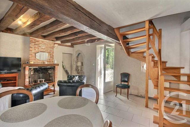 Maison &agrave; louer - 2 pi&egrave;ces - 75 m2 - St Denis Sur Loire - 41 - CENTRE