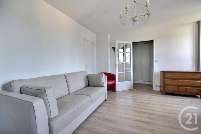 Appartement Studio &agrave; louer - 1 pi&egrave;ce - 33 m2 - Blois - 41 - CENTRE