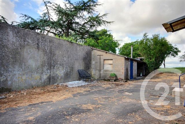 Maison &agrave; louer - 3 pi&egrave;ces - 78 m2 - Oucques La Nouvelle - 41 - CENTRE