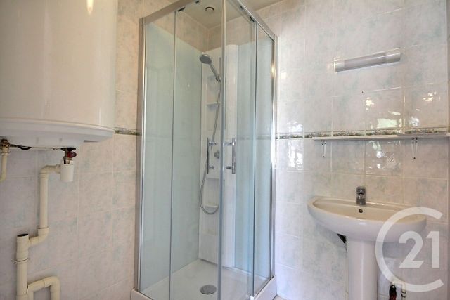 Maison &agrave; louer - 3 pi&egrave;ces - 46 m2 - Mer - 41 - CENTRE