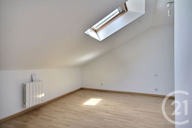 Maison &agrave; louer - 3 pi&egrave;ces - 46 m2 - Mer - 41 - CENTRE