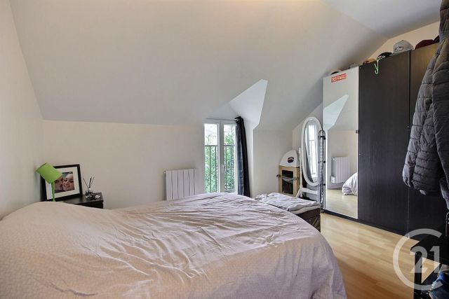 Appartement &agrave; louer - 3 pi&egrave;ces - 47,09 m2 - Ouzouer Le Marche - 41 - CENTRE
