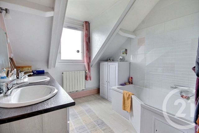 Maison &agrave; vendre - 6 pi&egrave;ces - 180 m2 - Le Controis En Sologne - 41 - CENTRE