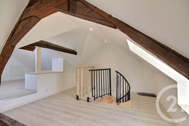 Maison &agrave; louer - 2 pi&egrave;ces - 70 m2 - Blois - 41 - CENTRE