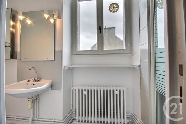Appartement F1 &agrave; louer - 2 pi&egrave;ces - 40 m2 - Mer - 41 - CENTRE