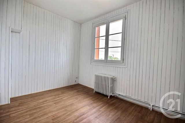 Maison &agrave; louer - 4 pi&egrave;ces - 64 m2 - Mer - 41 - CENTRE