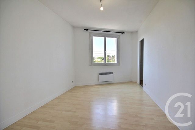 Appartement F3 &agrave; louer - 3 pi&egrave;ces - 74 m2 - Blois - 41 - CENTRE
