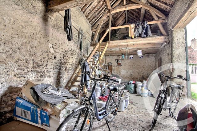 Maison &agrave; vendre - 6 pi&egrave;ces - 250 m2 - Huisseau Sur Cosson - 41 - CENTRE