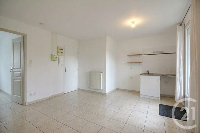 Appartement F2 &agrave; louer - 2 pi&egrave;ces - 35 m2 - Blois - 41 - CENTRE