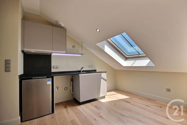 Appartement Studio &agrave; louer - 1 pi&egrave;ce - 26 m2 - Blois - 41 - CENTRE