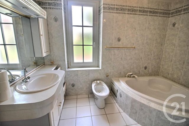 Afficher la photo en grand Maison à vendre - 10 pièces - 311,04 m2 - Vendome - 41 - CENTRE