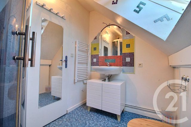 Maison à vendre - 7 pièces - 127,19 m2 - St Hilaire La Gravelle - 41 - CENTRE