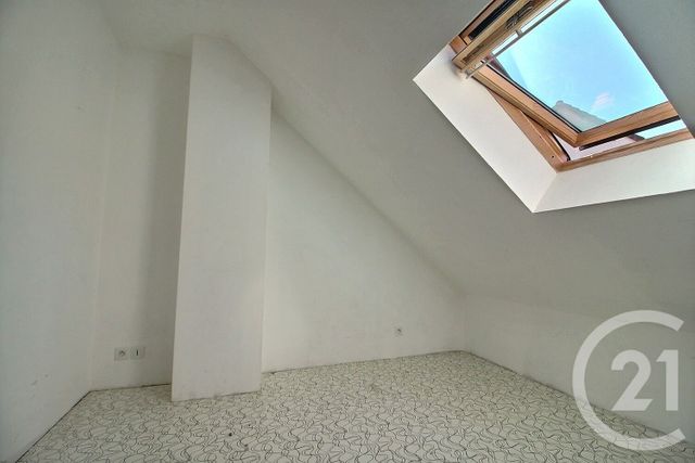 Maison à vendre - 7 pièces - 127,19 m2 - St Hilaire La Gravelle - 41 - CENTRE