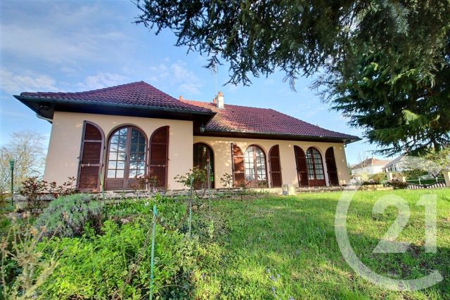 Maison à vendre - 8 pièces - 196 m2 - St Ouen - 41 - CENTRE