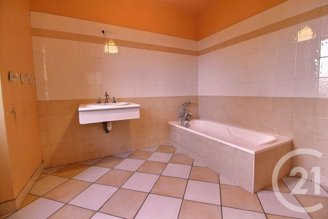 Maison &agrave; vendre - 4 pi&egrave;ces - 139,47 m2 - Cloyes Les Trois Rivieres - 28 - CENTRE