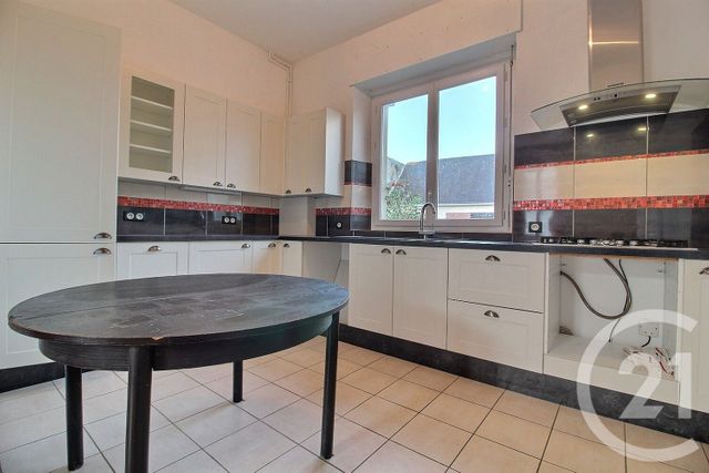 Afficher la photo en grand Maison à vendre - 5 pièces - 112 m2 - La Ville Aux Clercs - 41 - CENTRE