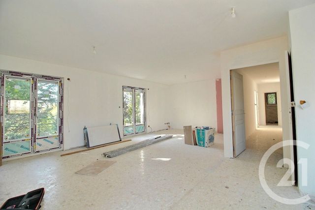 Maison à vendre - 4 pièces - 108 m2 - St Ouen - 41 - CENTRE