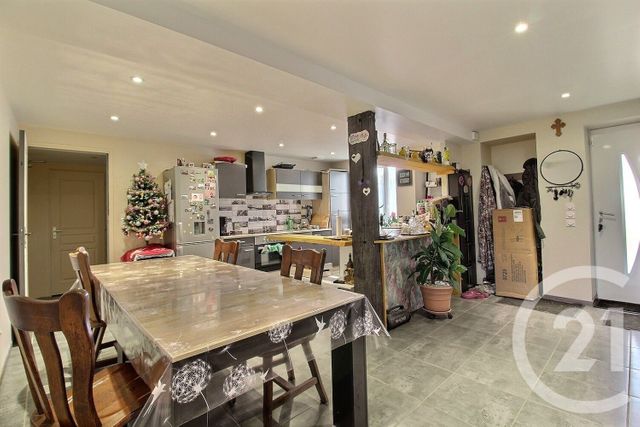 Maison à vendre - 4 pièces - 99 m2 - St Hilaire La Gravelle - 41 - CENTRE