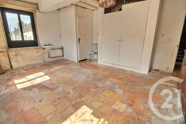 Maison à vendre - 5 pièces - 104 m2 - Ternay - 41 - CENTRE